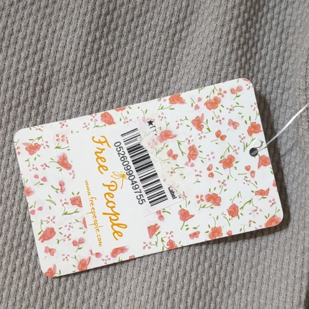 We the Free Dark Side Distressed Ombre Scoop Neck Thermal Top size Small - Picture 7 of 12